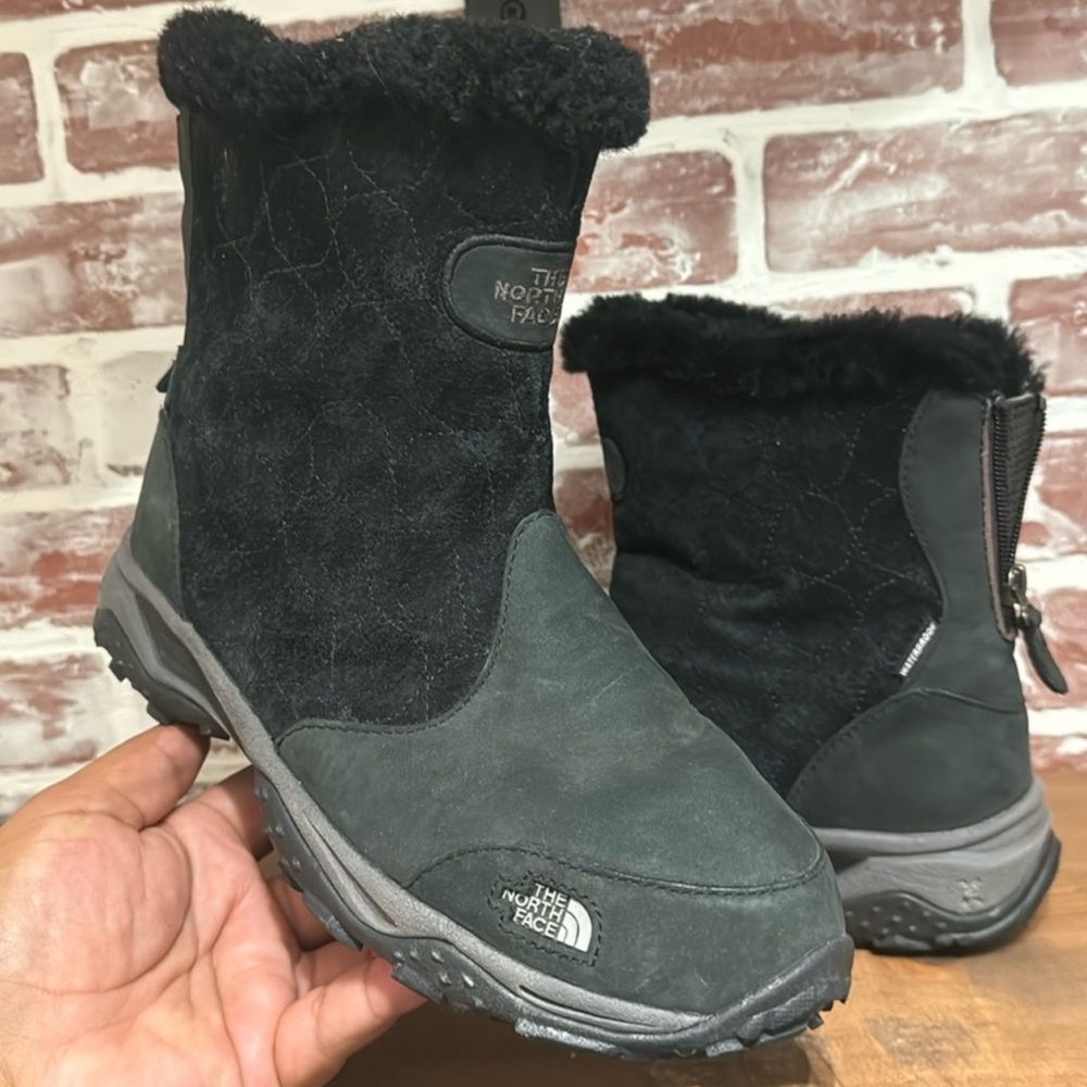 The North Face Primaloft 200 Gram Insulated Waterproof Winter Boots Women’s Sz 9
